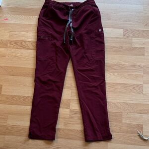 Women’s Figs scrub pants